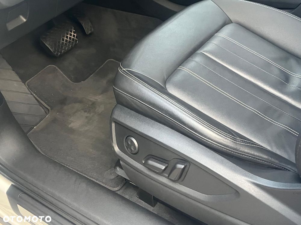 Audi Q5 45 TFSI quattro S tronic S line - 13