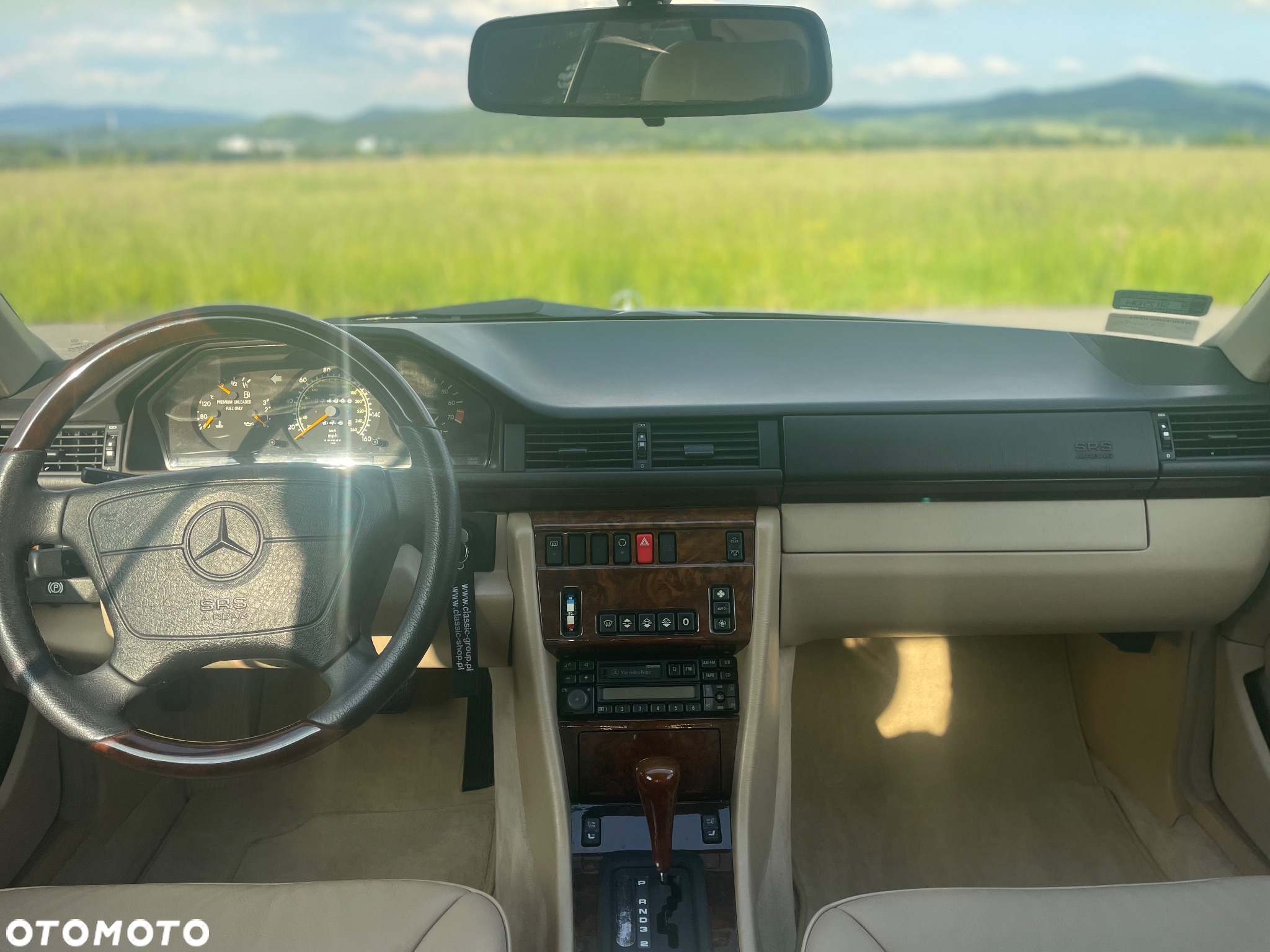 Mercedes-Benz Klasa E 320 - 11