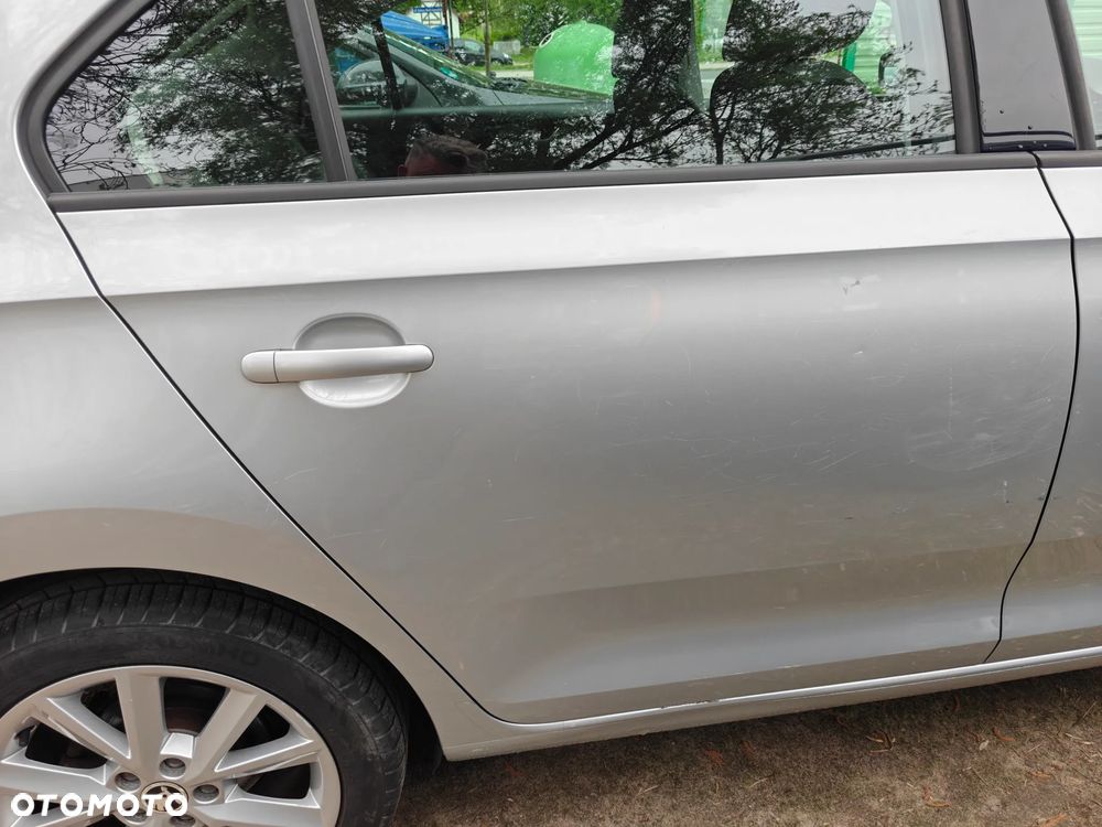 Skoda RAPID 1.2 TSI Elegance - 14