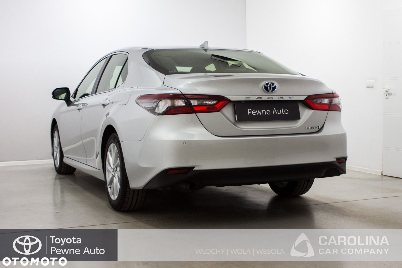 Toyota Camry - 2