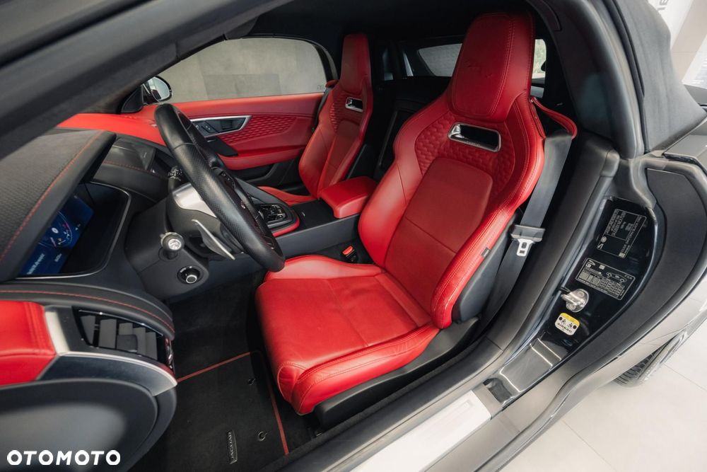 Jaguar F-Type 2.0 Turbo First Edition - 13