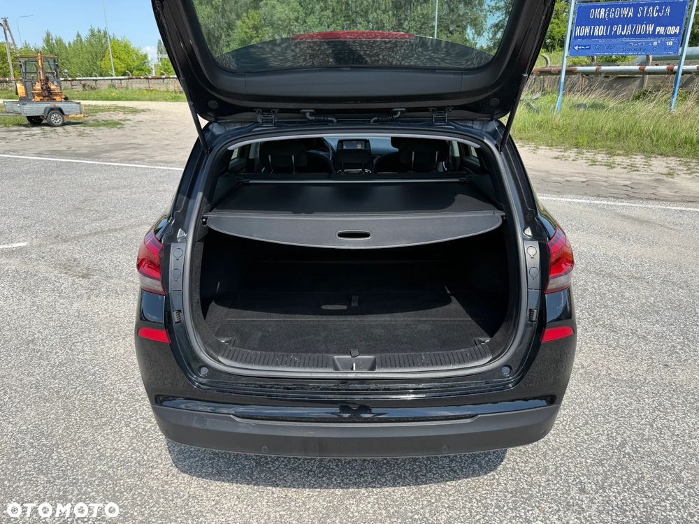 Hyundai i30 1.6 CRDI DCT Intro - 7