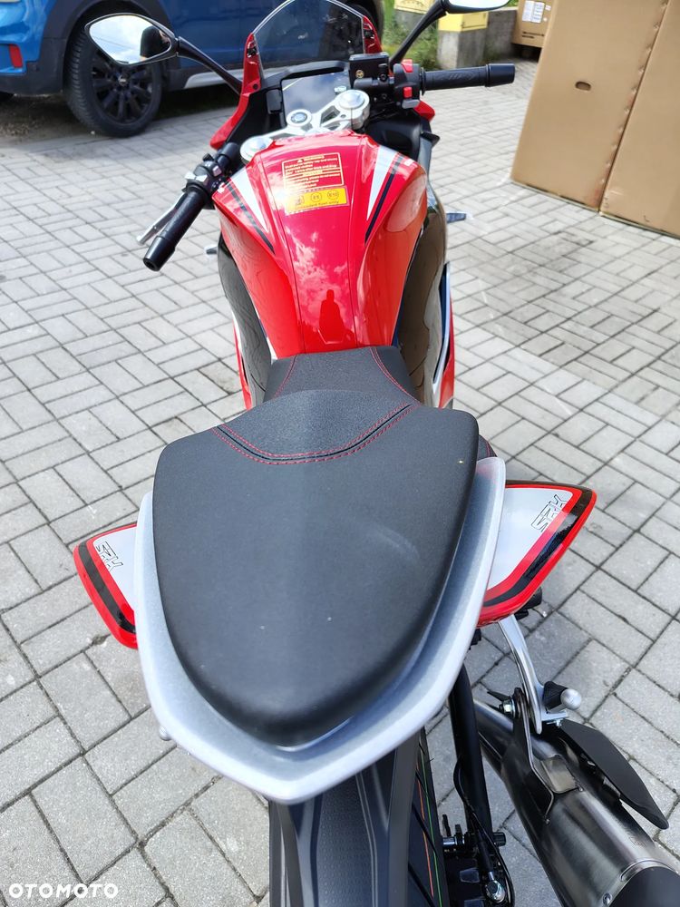 QJMOTOR SRK 125R - 13