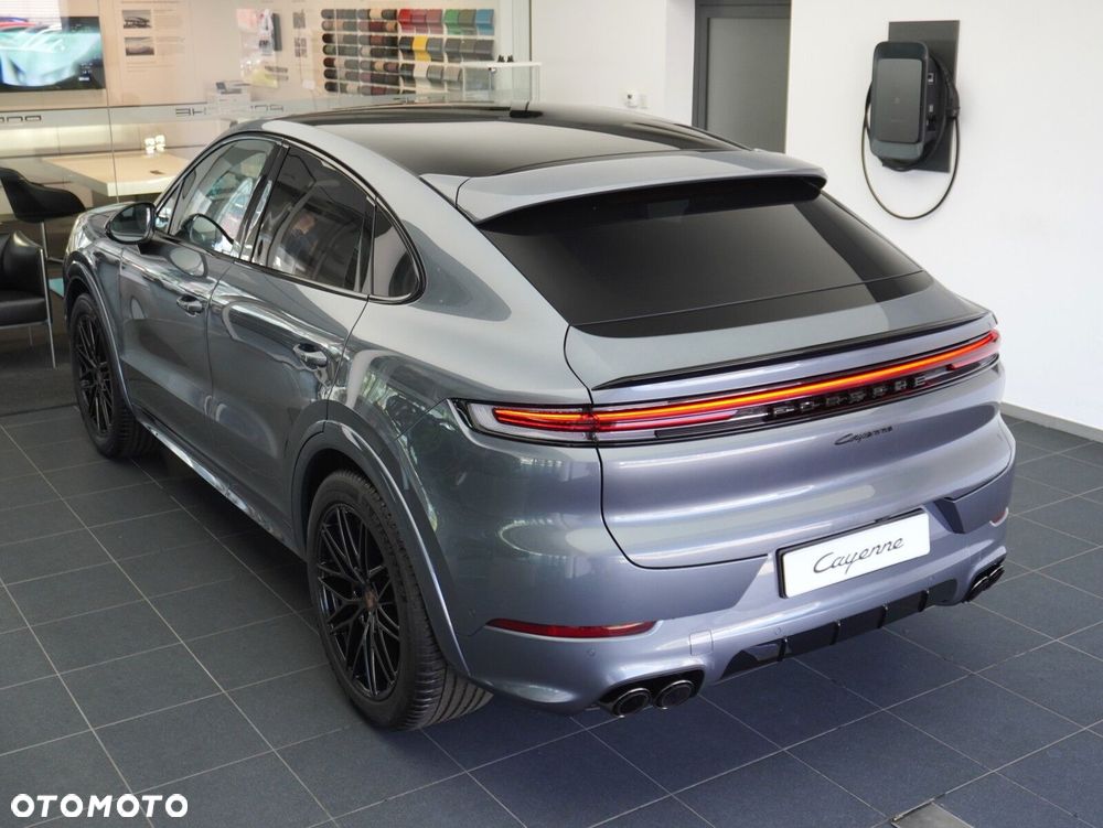 Porsche Cayenne Black Edition - 18