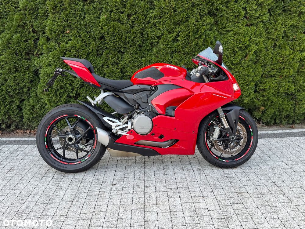 Ducati Panigale V2 - 1