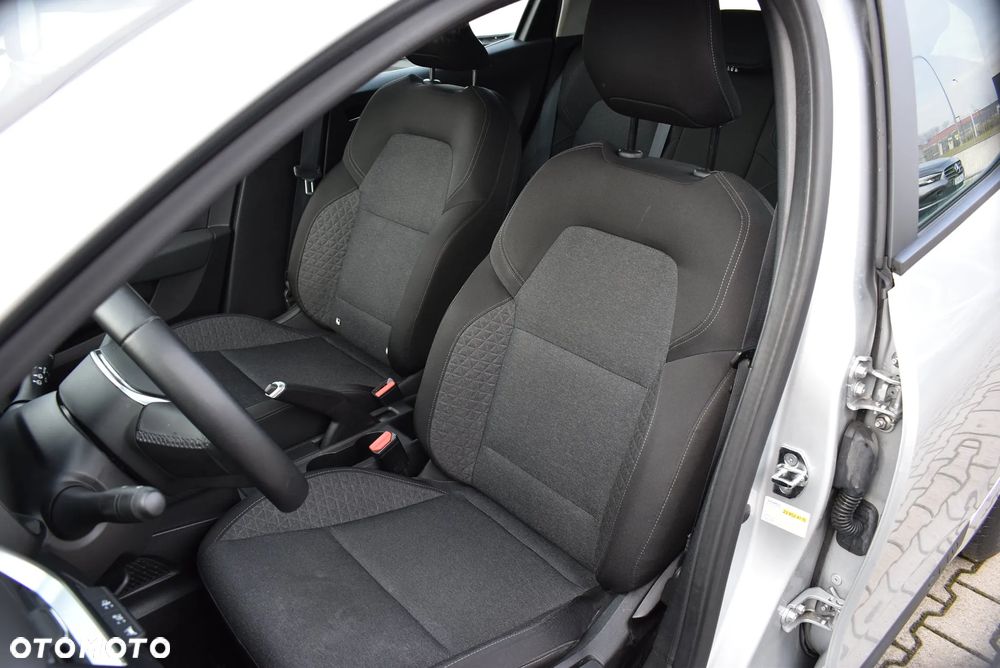 Renault Clio 1.0 TCe Equilibre - 11