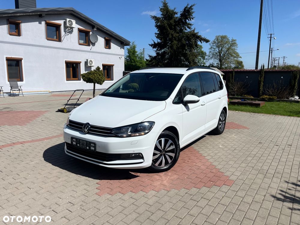 Volkswagen Touran 2.0 TDI SCR DSG ACTIVE - 2