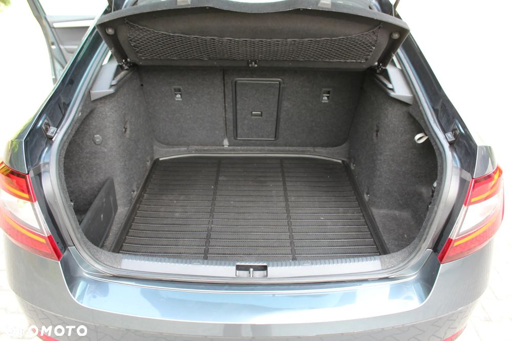 Skoda Octavia 2.0 TDI DSG First Edition - 29