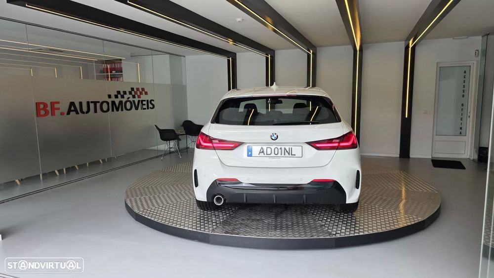 BMW 116 d Pack M - 15