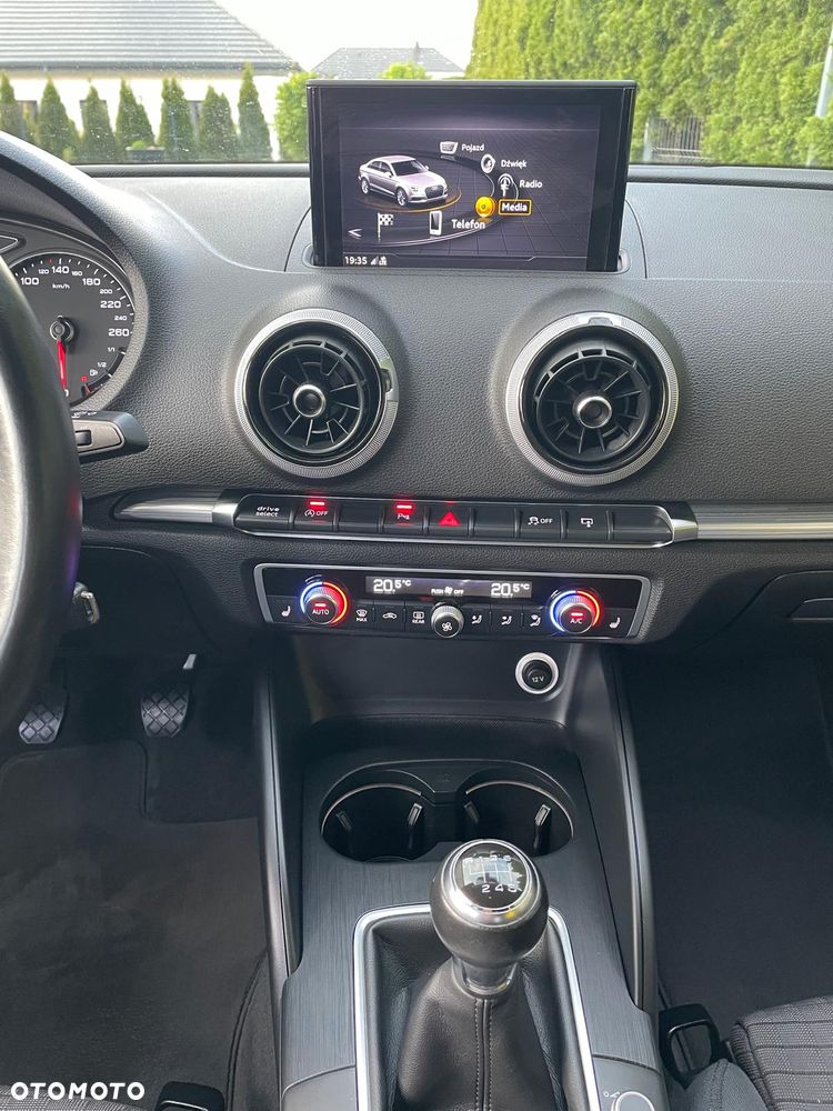 Audi A3 Limousine 1.6 TDI (clean diesel) Attraction - 23
