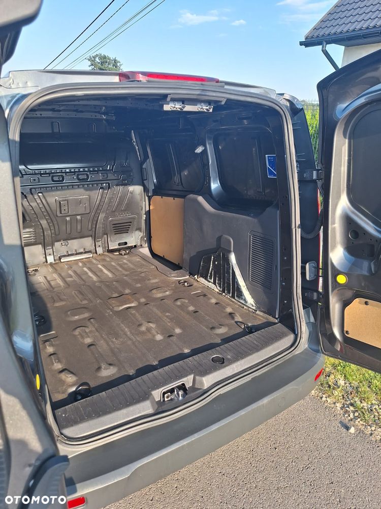 Ford Transit Connect - 7