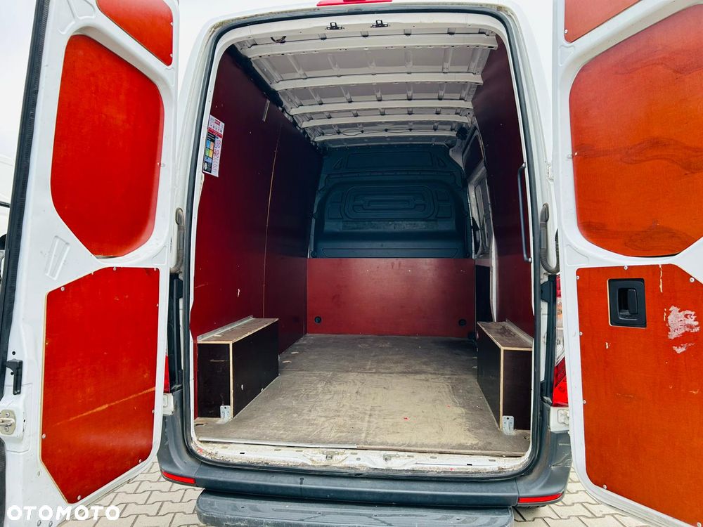 Mercedes-Benz Sprinter - 8