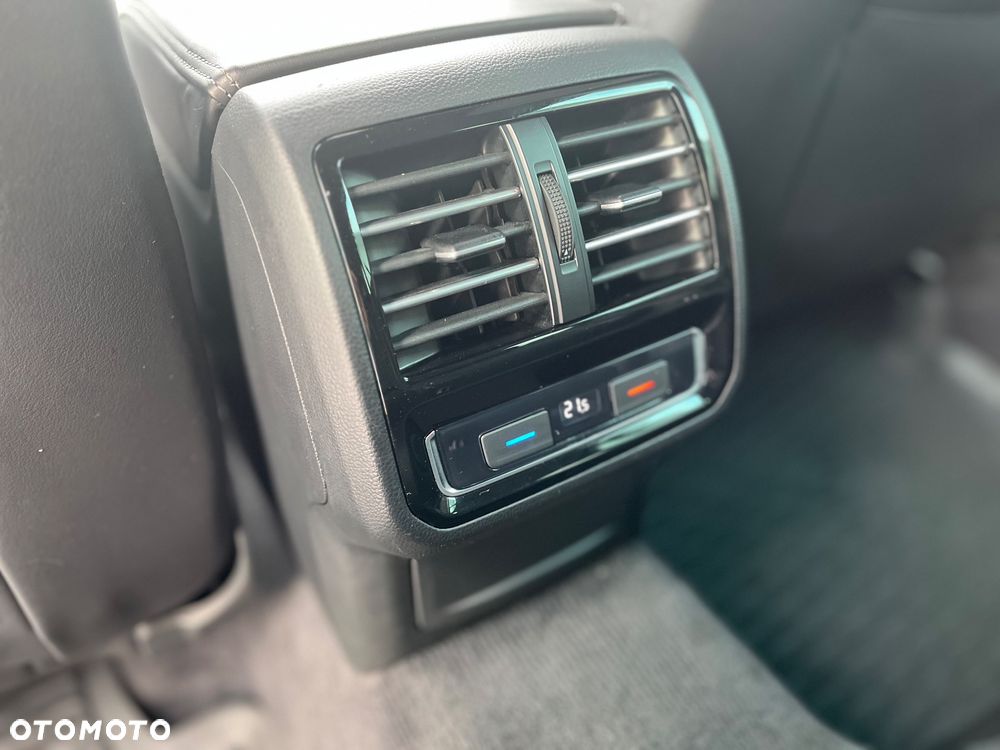 Volkswagen Passat 2.0 TDI BMT SCR 4Mot Highline DSG7 - 16