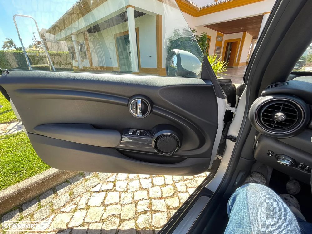 MINI Cabrio Cooper D - 10