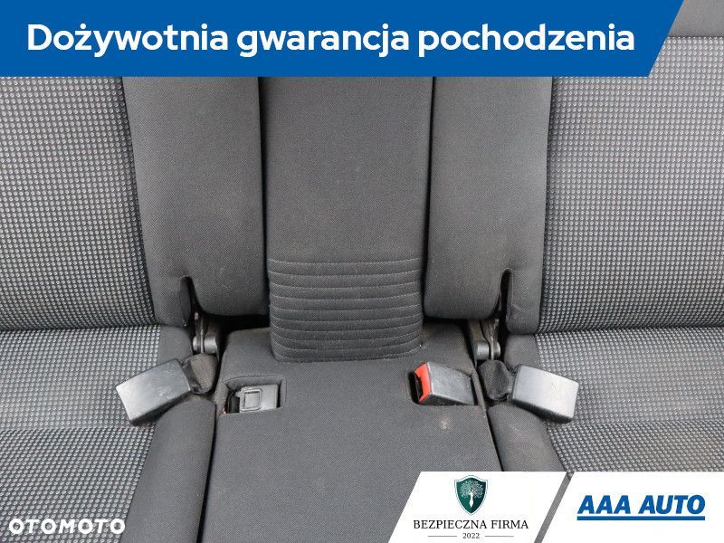 Opel Meriva - 12