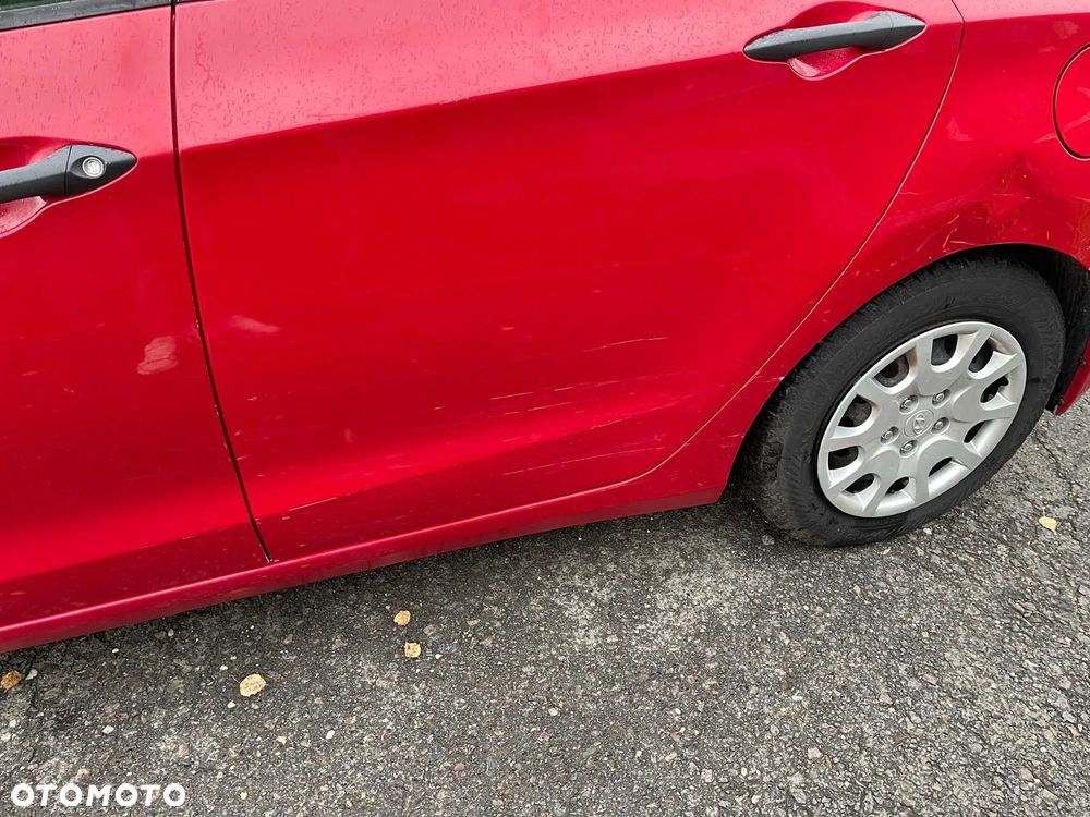 Hyundai i30 1.4 Intro Edition - 14