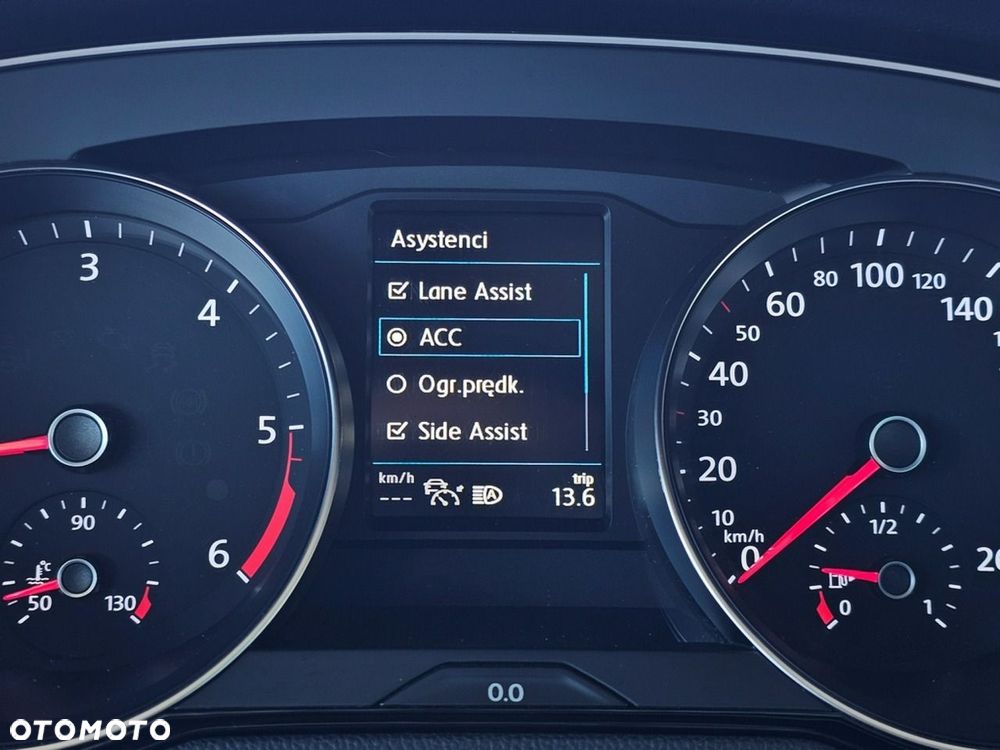 Volkswagen Passat Alltrack - 19