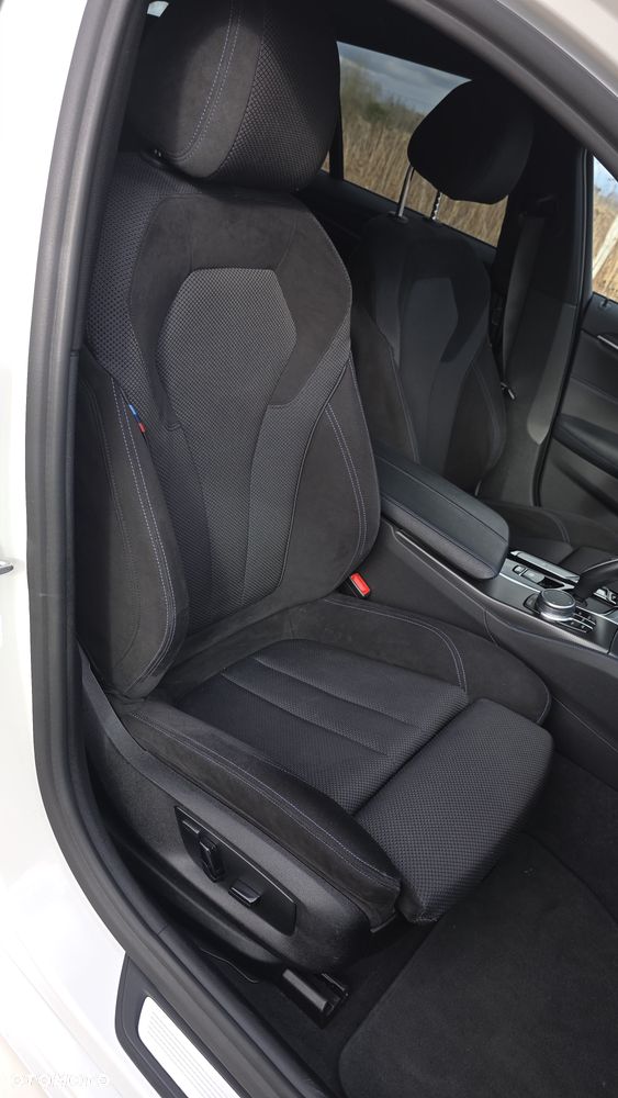 BMW Seria 5 520d xDrive mHEV M Sport sport - 24