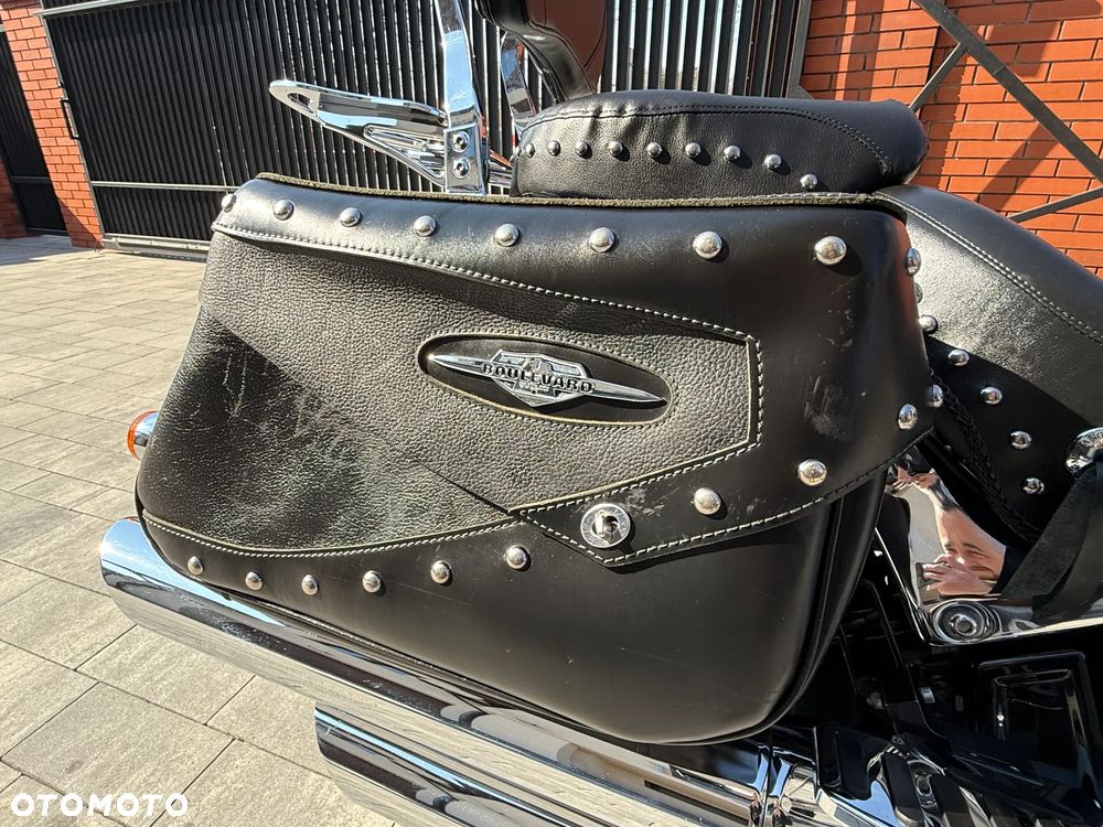 Suzuki VL 800 Volusia - Boulevard C50 - 26