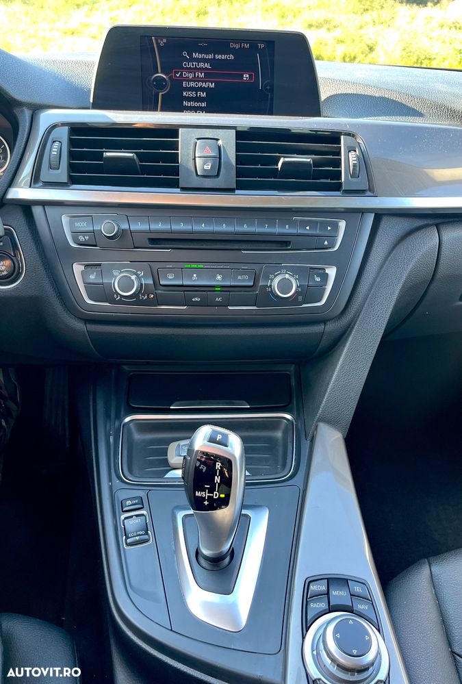 BMW Seria 3 318d Aut. Modern Line - 9