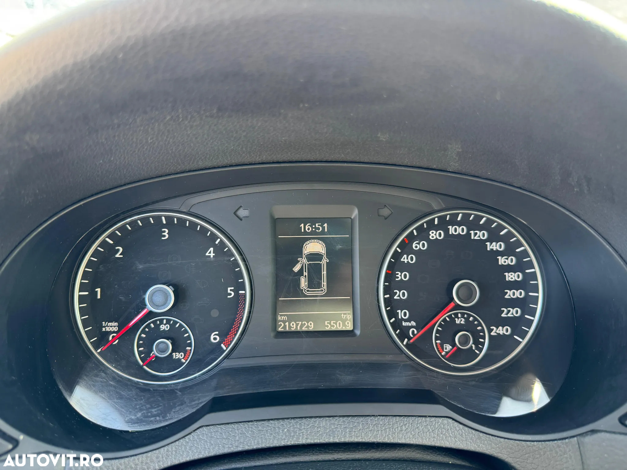 Volkswagen Sharan 2.0 TDI DSG BlueMotion Technology Highline - 15