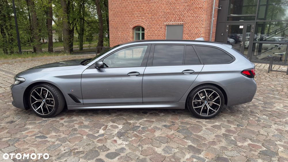 BMW Seria 5 520d xDrive MHEV Sport Line sport - 5
