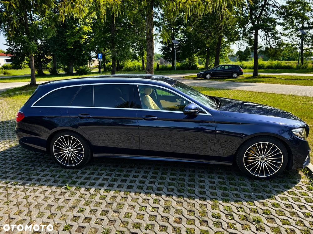 Mercedes-Benz Klasa E 200 9G-TRONIC - 4
