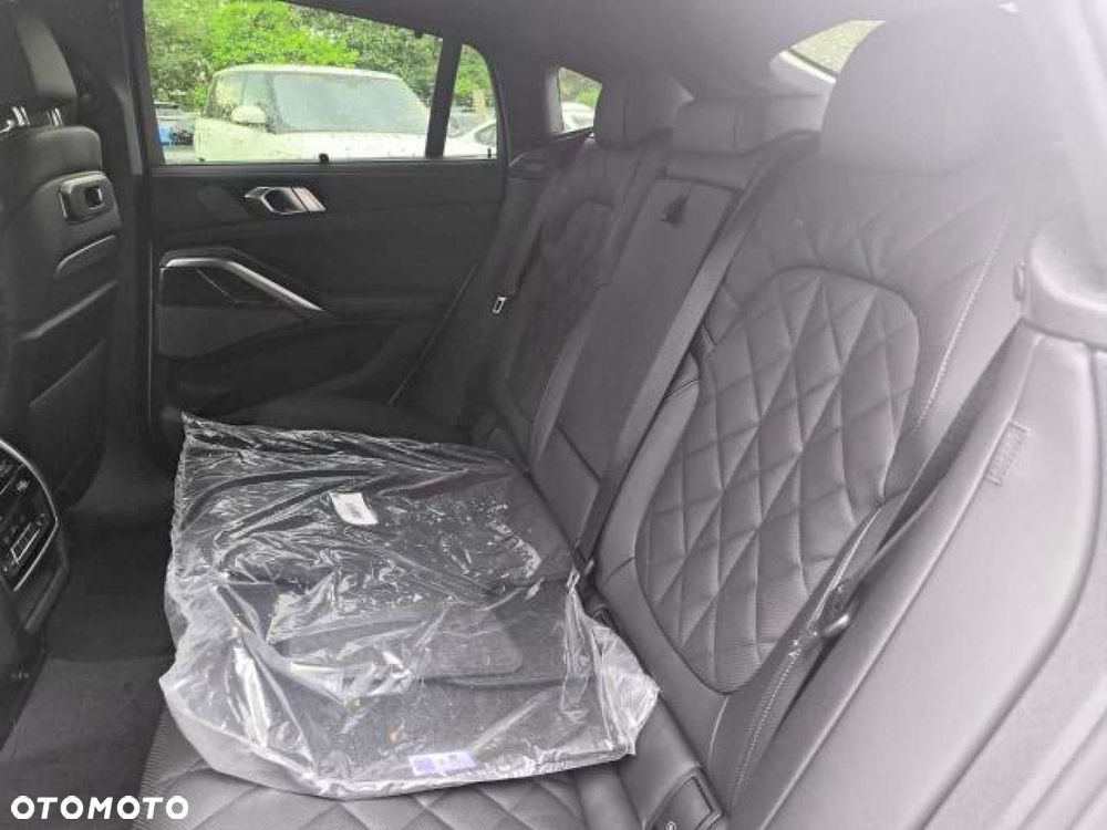 BMW X6 - 14