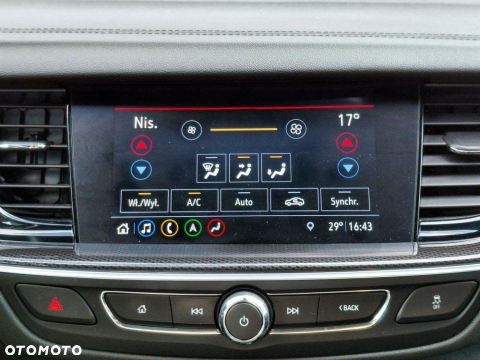 Opel Insignia - 24