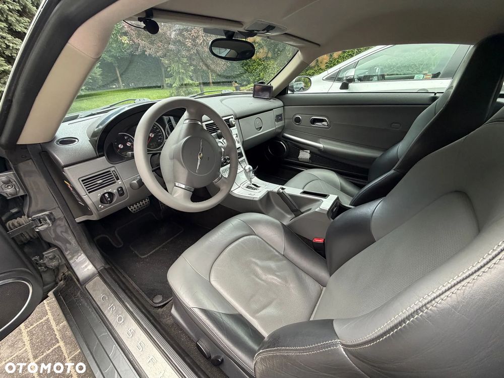 Chrysler Crossfire - 10