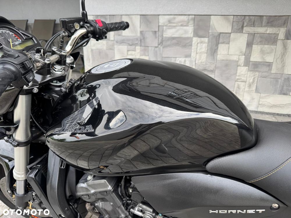 Honda Hornet - 17