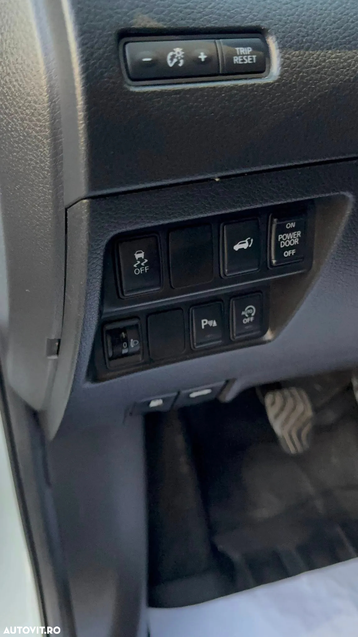 Nissan X-Trail 1.6L dCI Start/Stop Tekna - 11