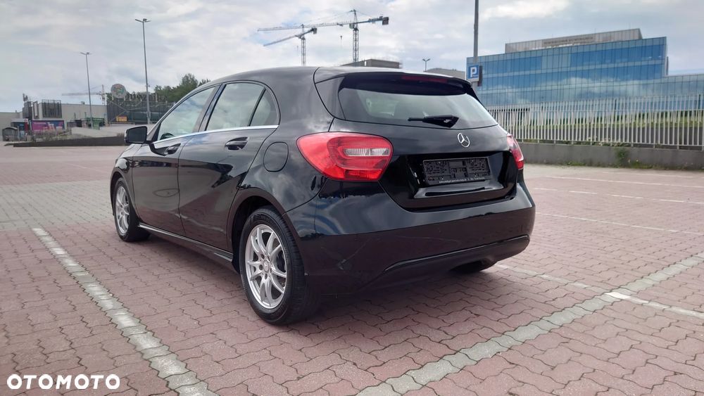 Mercedes-Benz Klasa A 180 (BlueEFFICIENCY) - 18