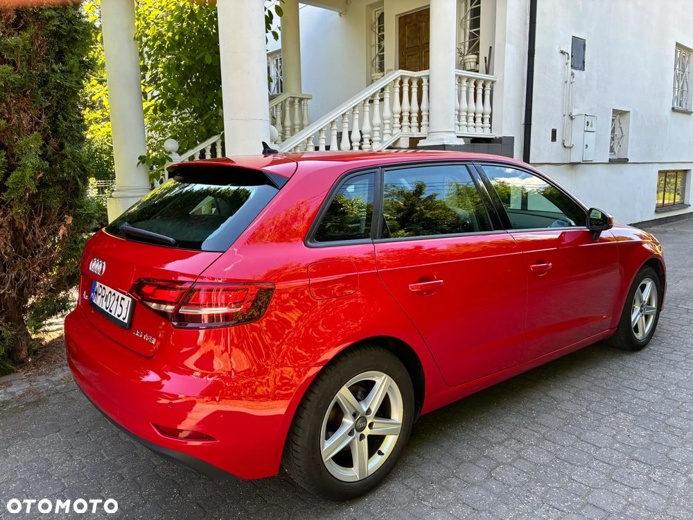 Audi A3 Sportback 35 TFSI S tronic - 7