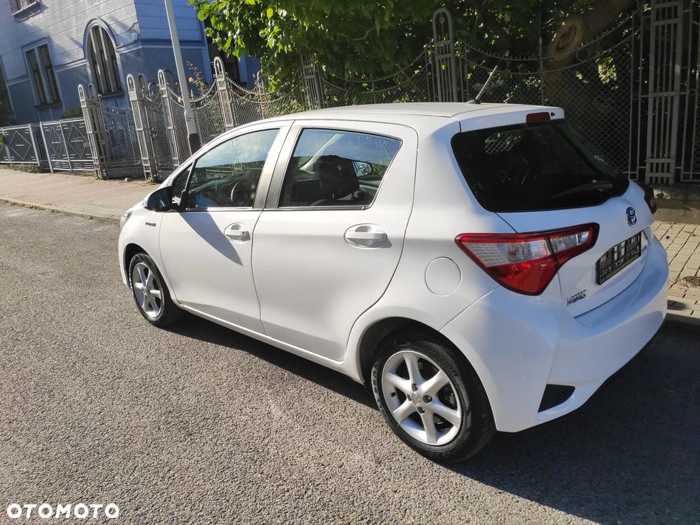 Toyota Yaris Hybrid 1.5 VVT-i Life - 6