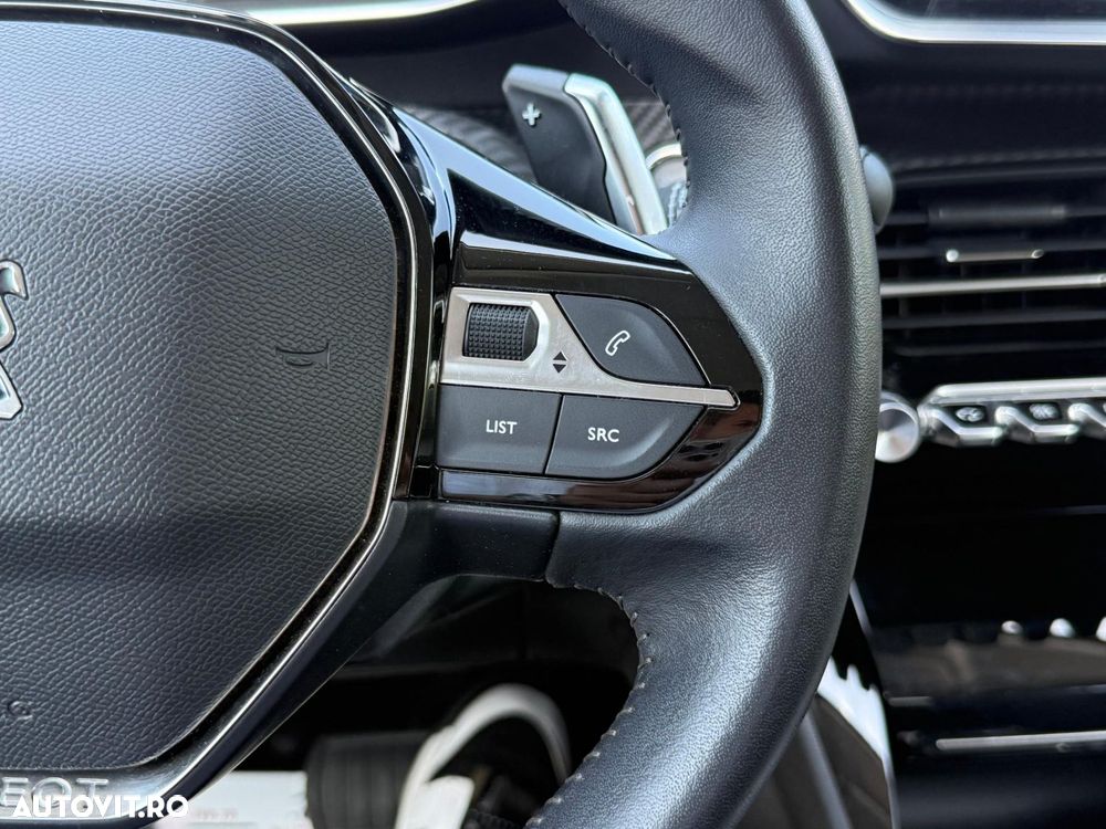Peugeot 208 1.2 L PureTech STT EAT8 Active Pack - 19