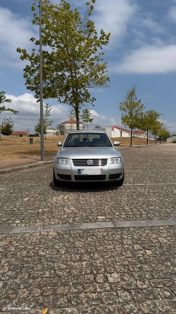 VW Passat 1.9 TDi Trendline - 3