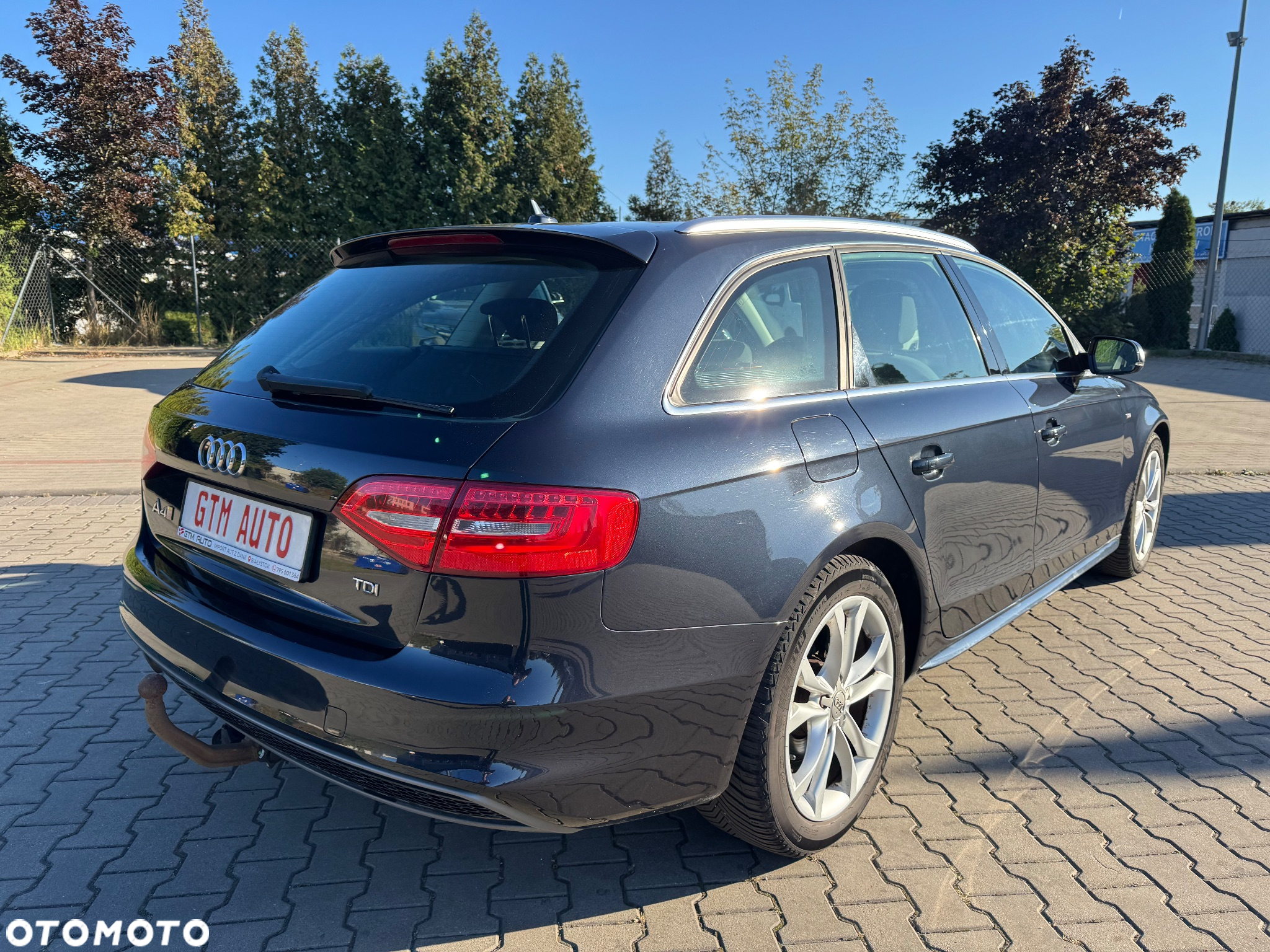 Audi A4 Avant 2.0 TDI - 13