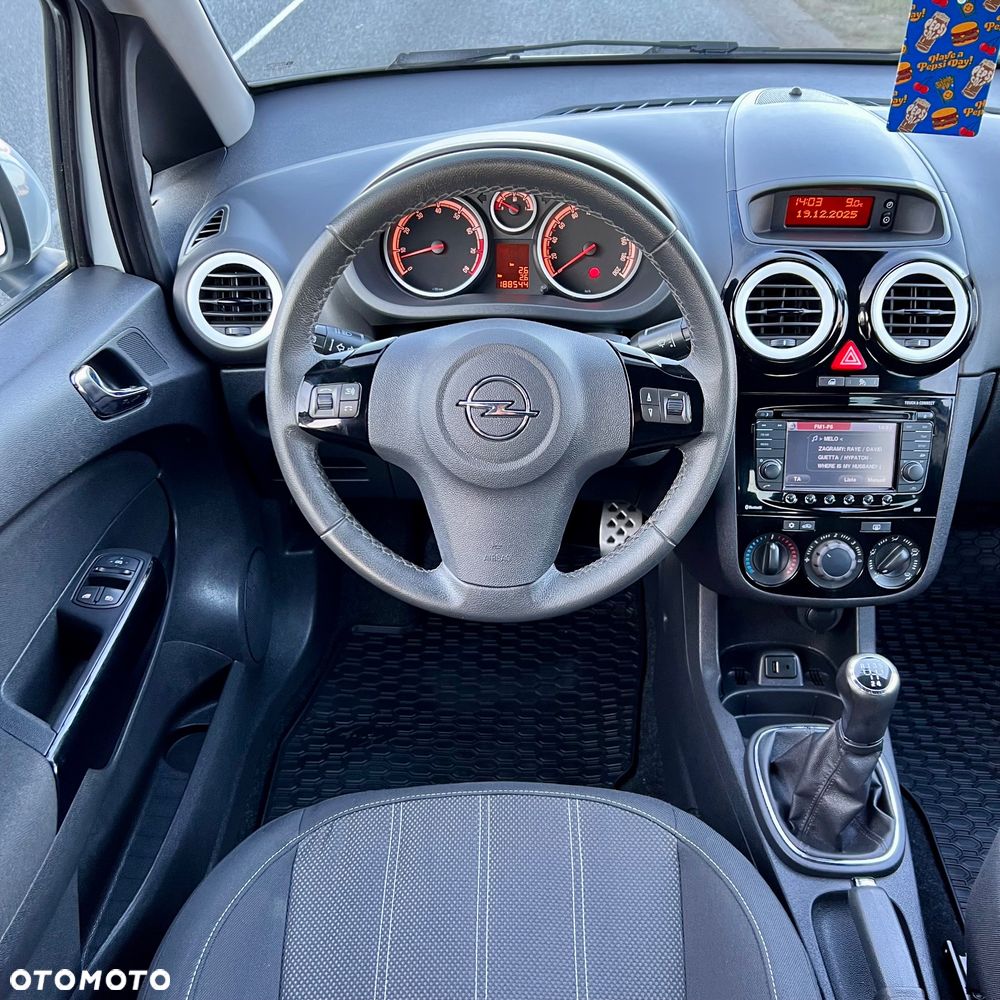 Opel Corsa 1.4 16V Color Edition - 14