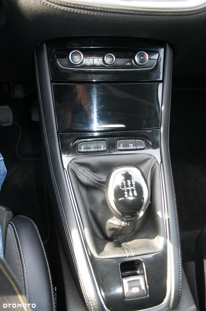 Opel Grandland X - 23