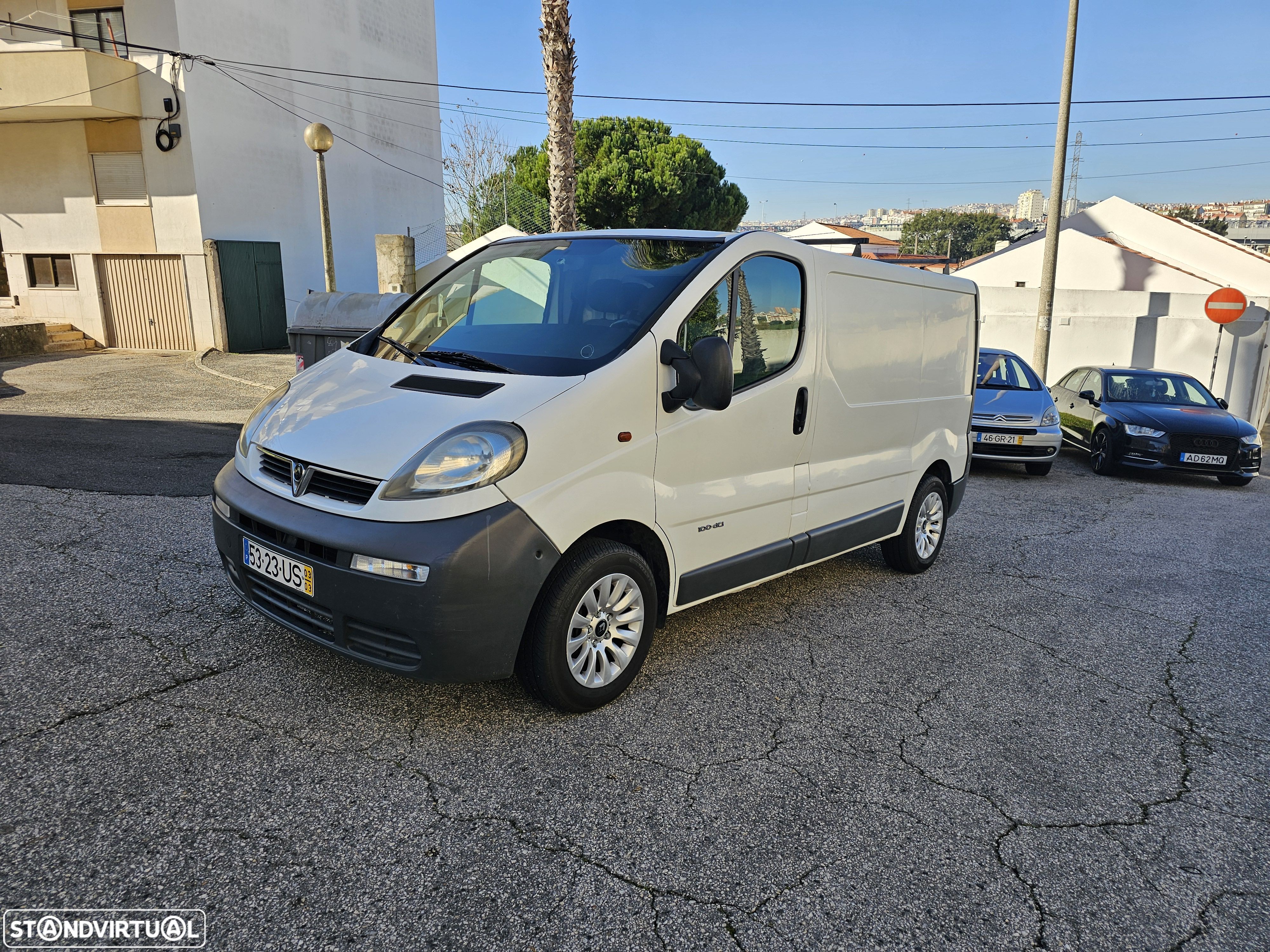 Renault trafic - 1
