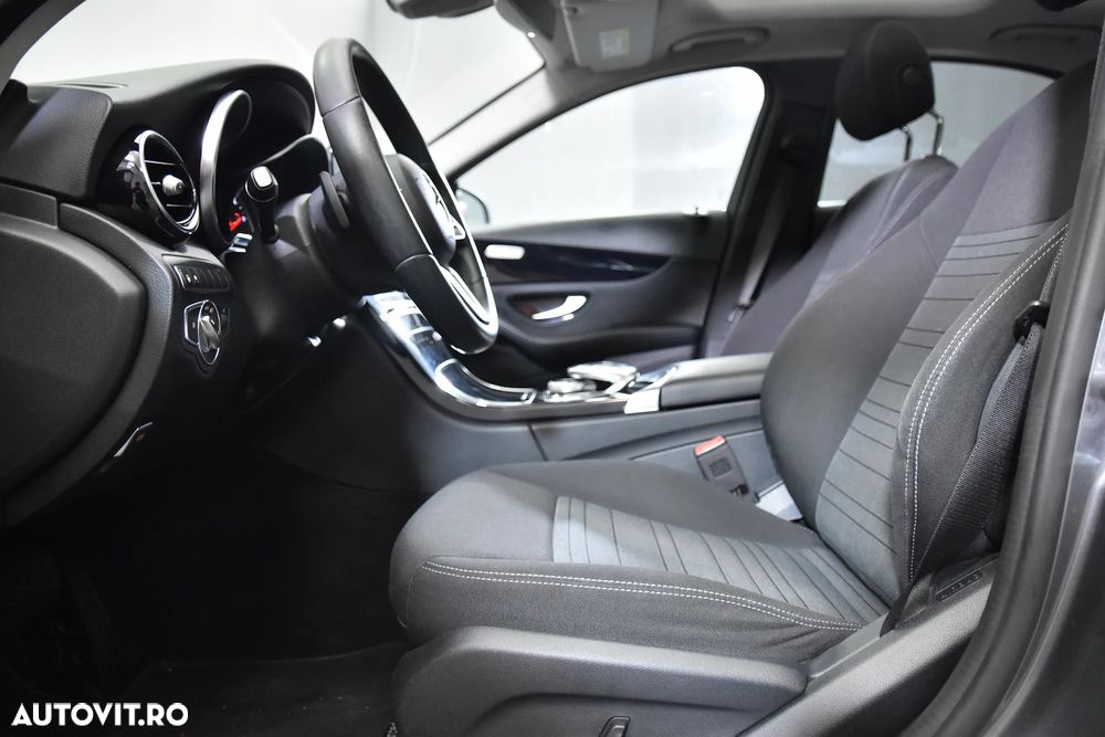 Mercedes-Benz C 220 d 4MATIC Aut - 25