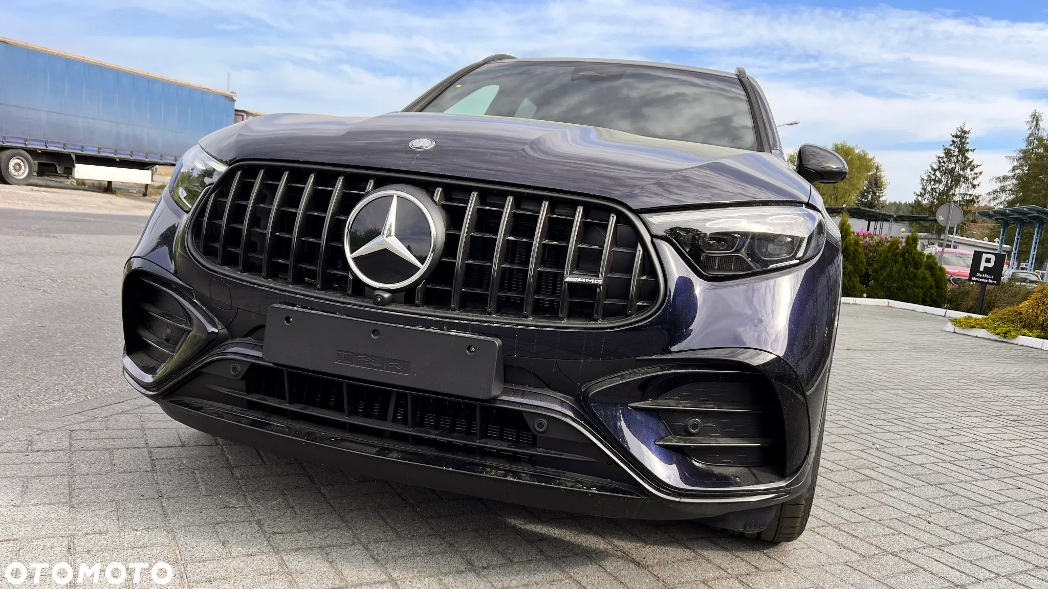Mercedes-Benz GLC - 23