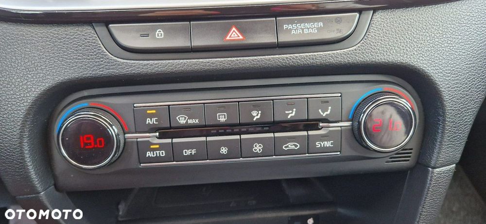 Kia XCeed - 25