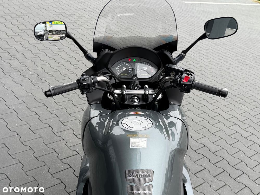 Honda CBF - 23