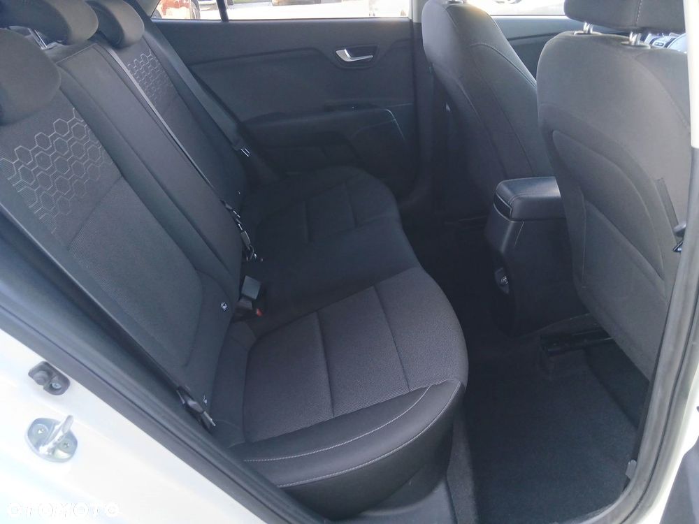 Kia Rio 1.2 L Business Line - 20