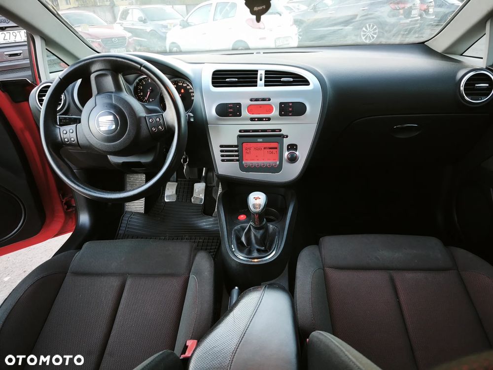 Seat Leon 2.0 FSI Stylance - 6