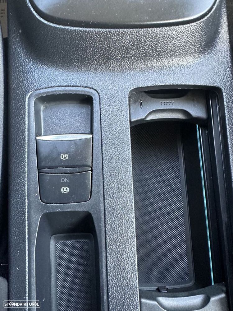 Ford Focus - 15