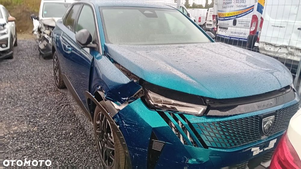 Peugeot 3008 PureTech 130 Stop & Start GPF EAT8 Active Business-Paket - 8