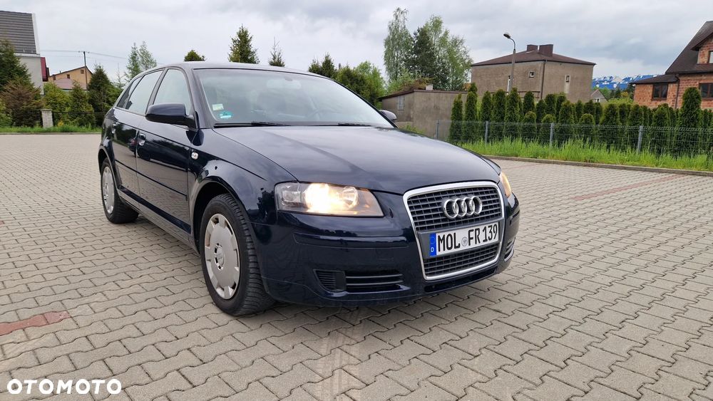Audi A3 Sportback 1.6 Attraction - 30